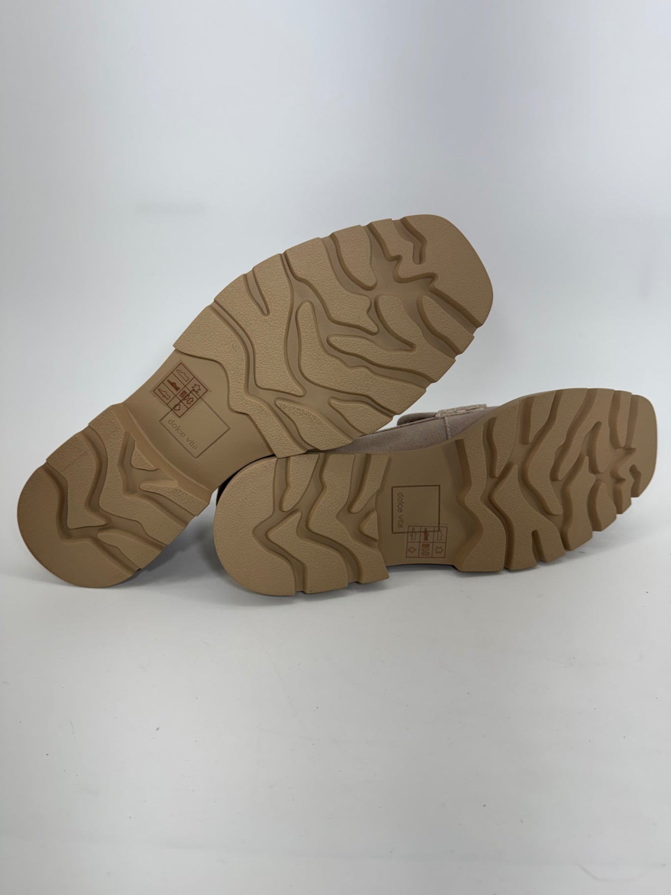 Dolce Vita Women's Elias Lug Sole Dune Loafer Sz 9.5