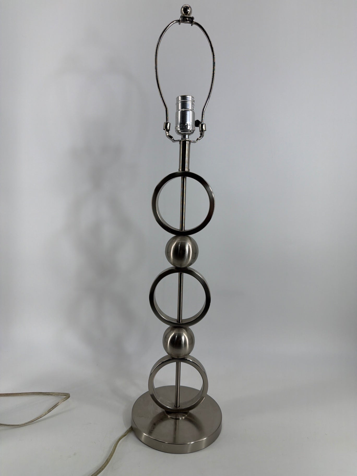 Circle stacked lamp