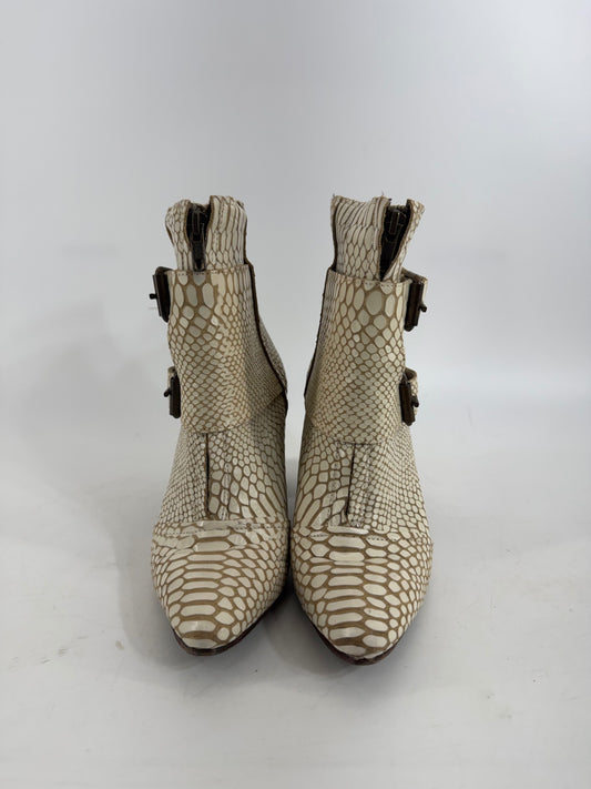 Freebird - Joey Cream Ankle Boots Size 9