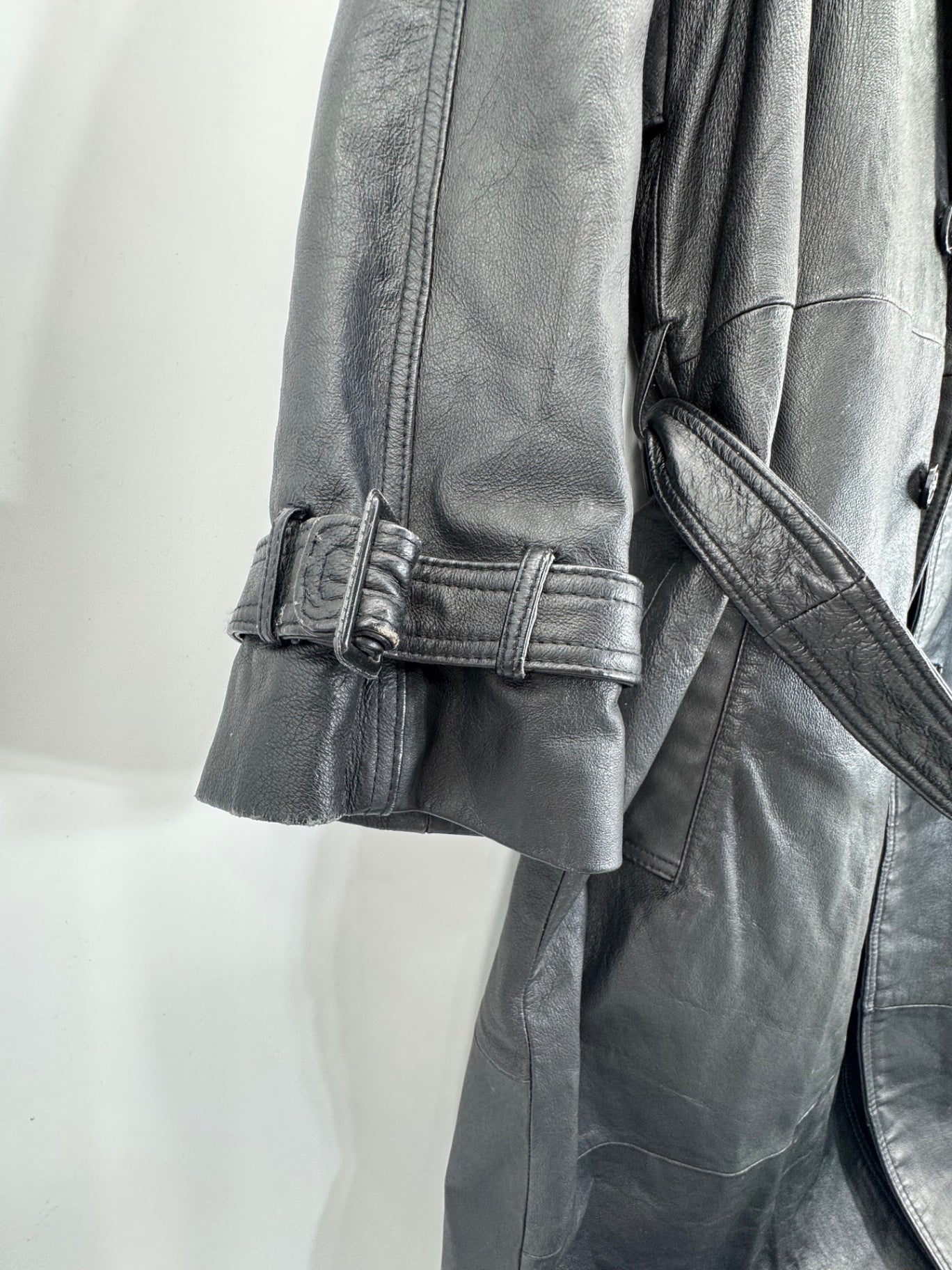 Phase 2 Vintage Black Leather Trench Coat Sz LG