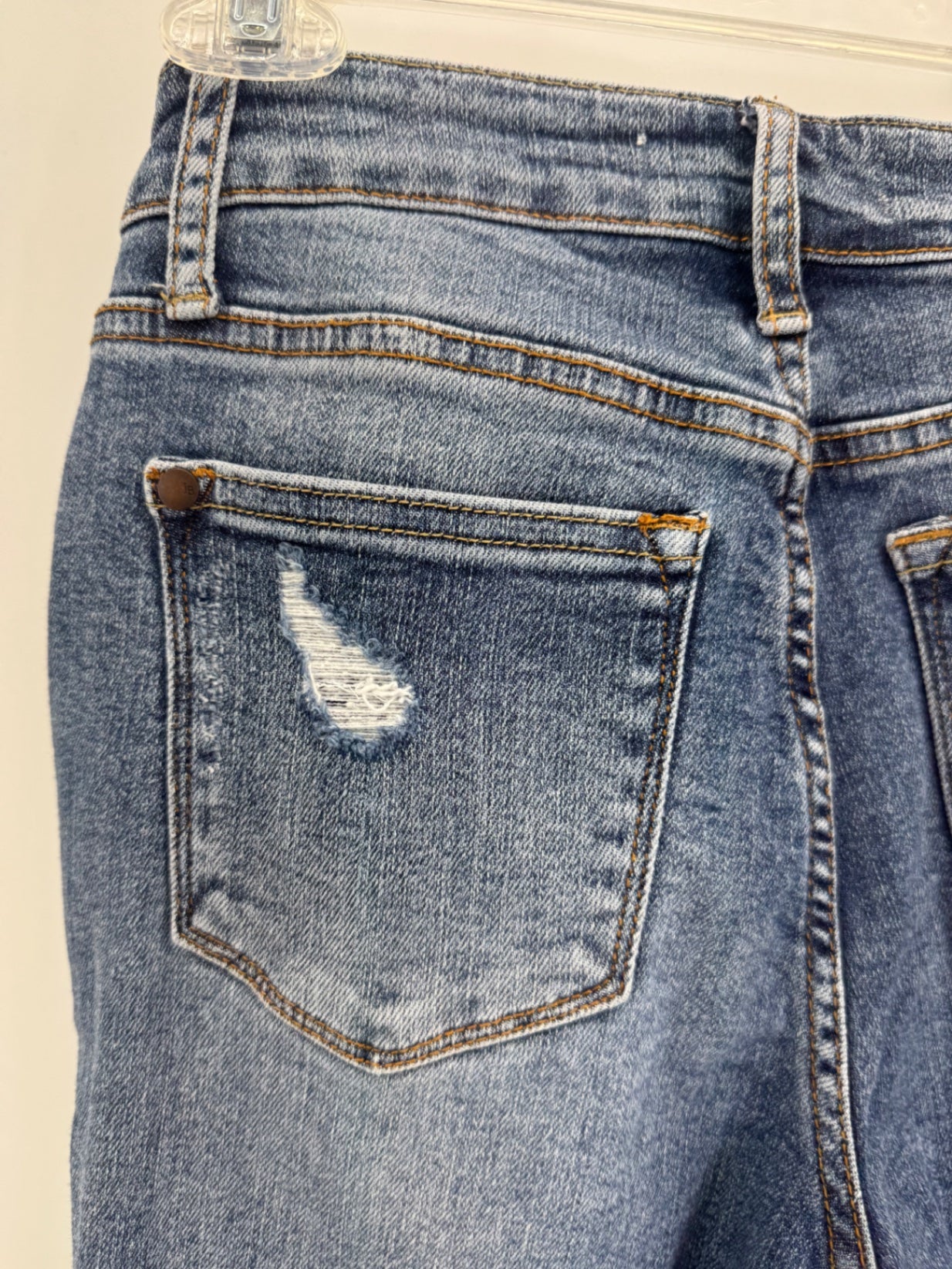 Judy Blue  - Slim Fit Jeans - Distressed - Sz 26
