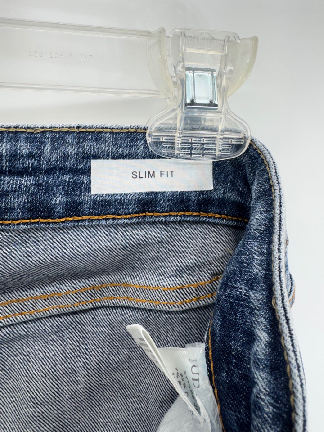 Judy Blue  - Slim Fit Jeans - Distressed - Sz 26