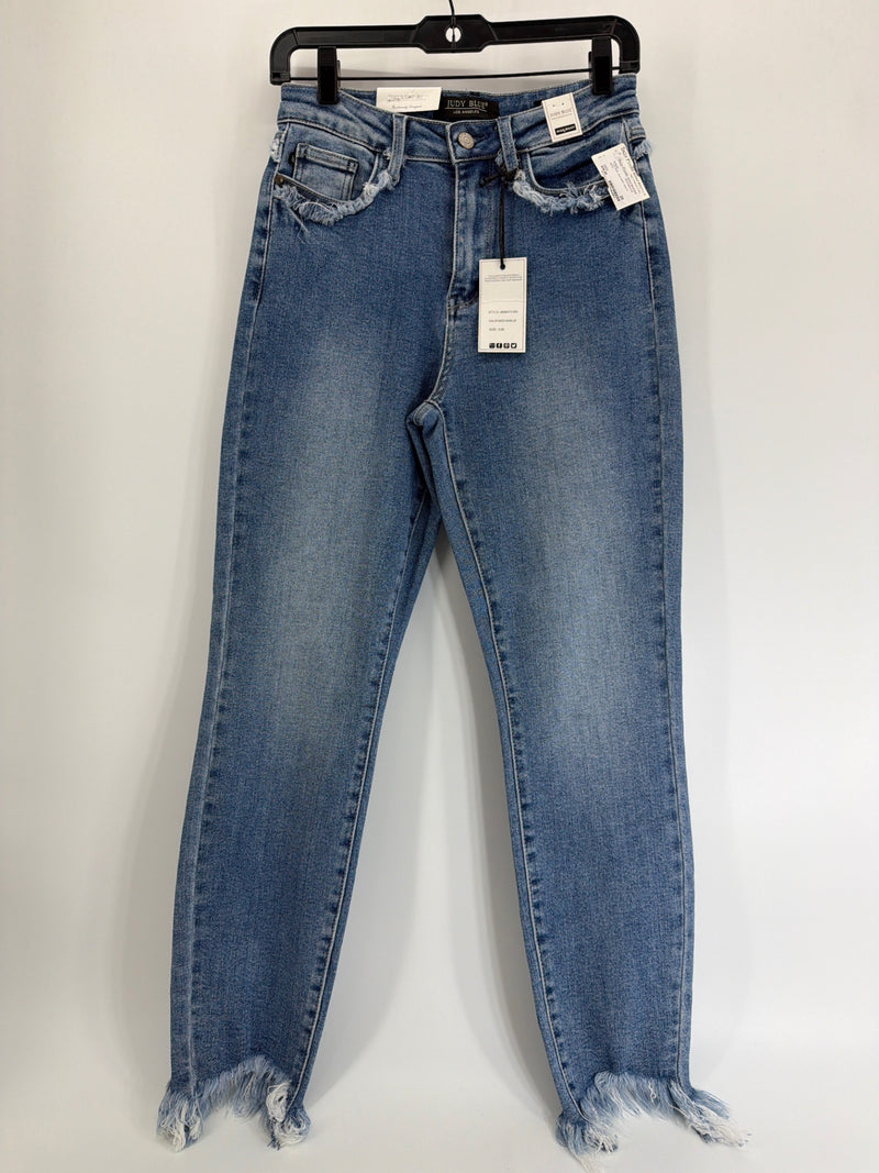 Judy Blue Boyfriend Fit Jeans Mid Rise