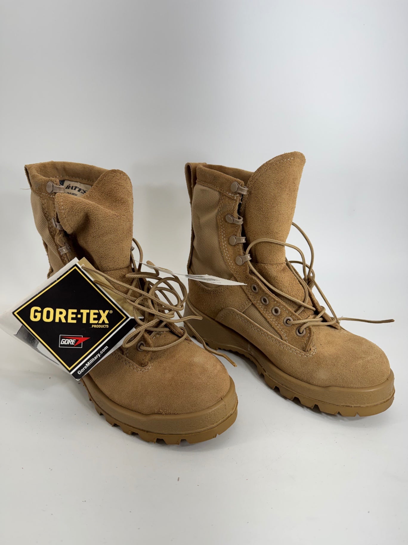 Bates 33100D Desert Tan Combat Boots 5.5R