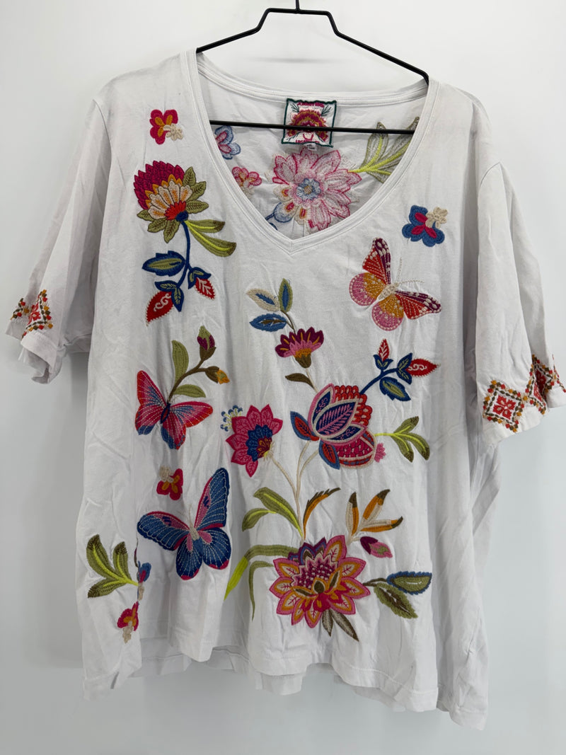 Johnny Was White Floral Embroidered Tee