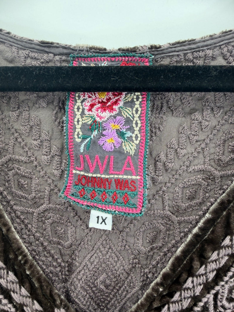 JWLAs Johnny Was Crushed Velvet Top - 1X