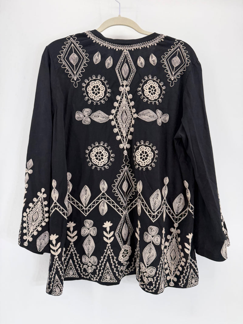 Johnny Was Black Beige Embroidered Tunic
