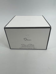 Oscar de la Renta Perfumed Dusting Powder