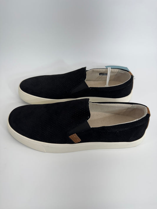 REVITALIGN Boardwalk Leather Slip-On Sneaker