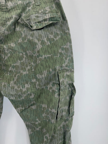 Nike SB Camo Cargo Pants Straight Leg Men’s Sz Medium/30