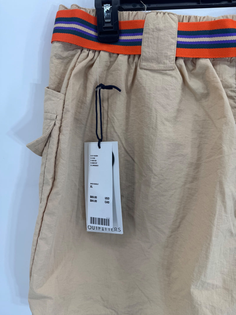 FILA Summer Safari Khaki Shorts Womens Large NEW