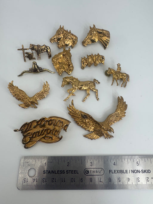 Lot of 11 Screw back gold color Conchos horses cowgirl