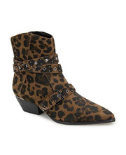 Kenneth Cole New York Cheyenne Leopard Studded Ankle Booties Womens 7M