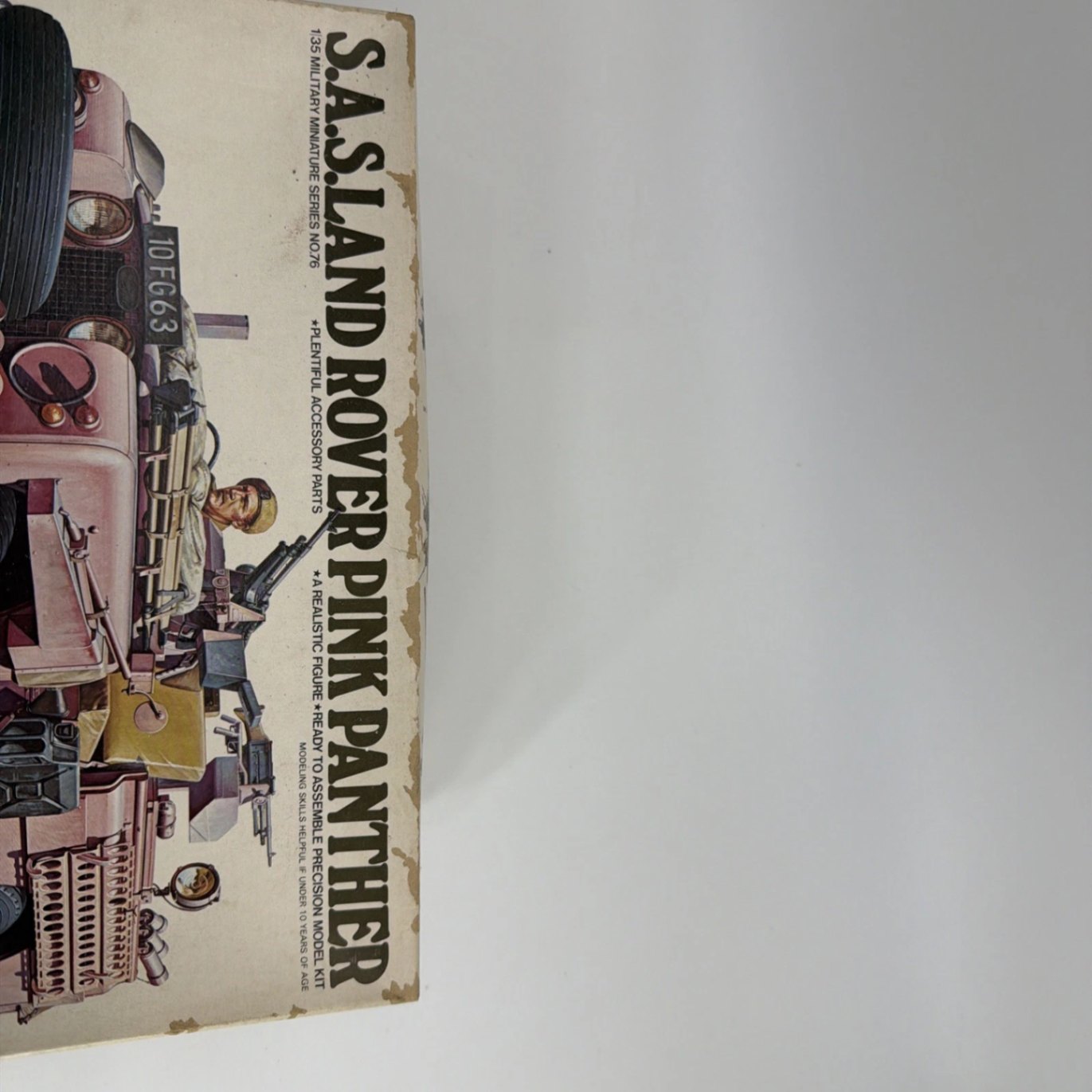 Vintage Tamiya 1/35 SAS Land Rover Pink Panther Model Kit MM176 Open Box