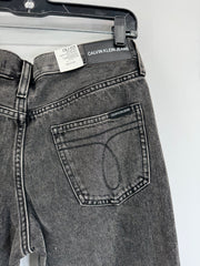 Calvin Klein Women's CKJ 021 Mid Rise Slim Leg Jeans, Bondi Black Sz 26