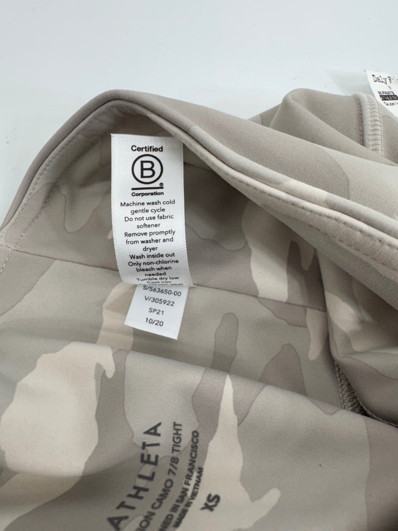 Athleta Elation Camo Legging 7/8th Size XS Taupe Ivory Camo NWT