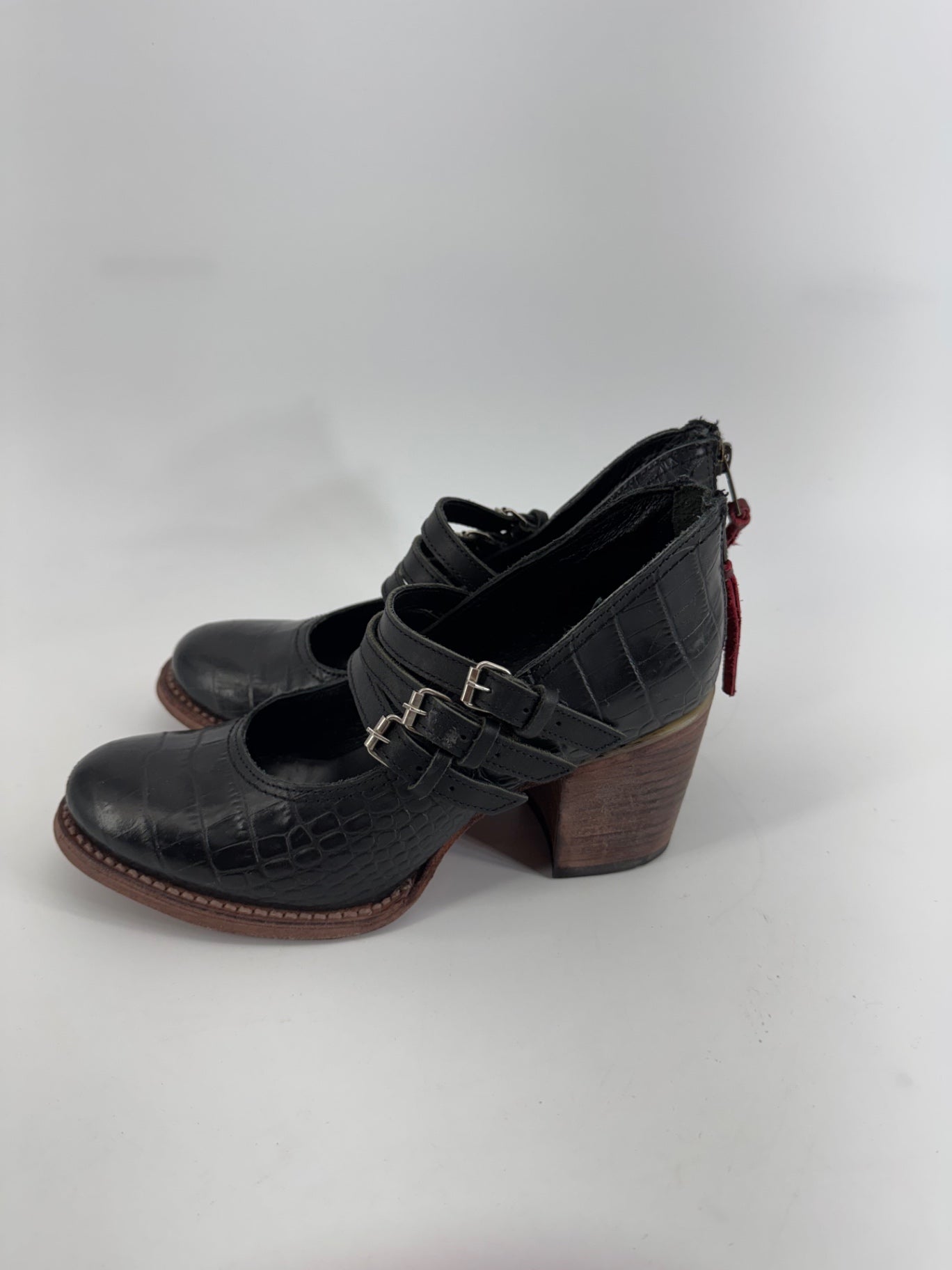 Freebird Crocodile Print Leather Heels Sz 8