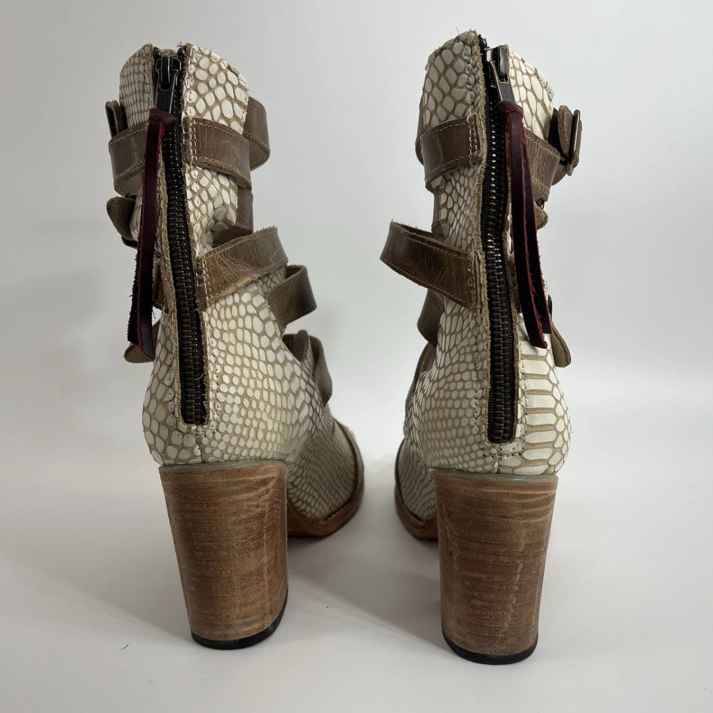 Freebird Bond Gladiator Snakeskin Leather White 10 Women Shoes Heels