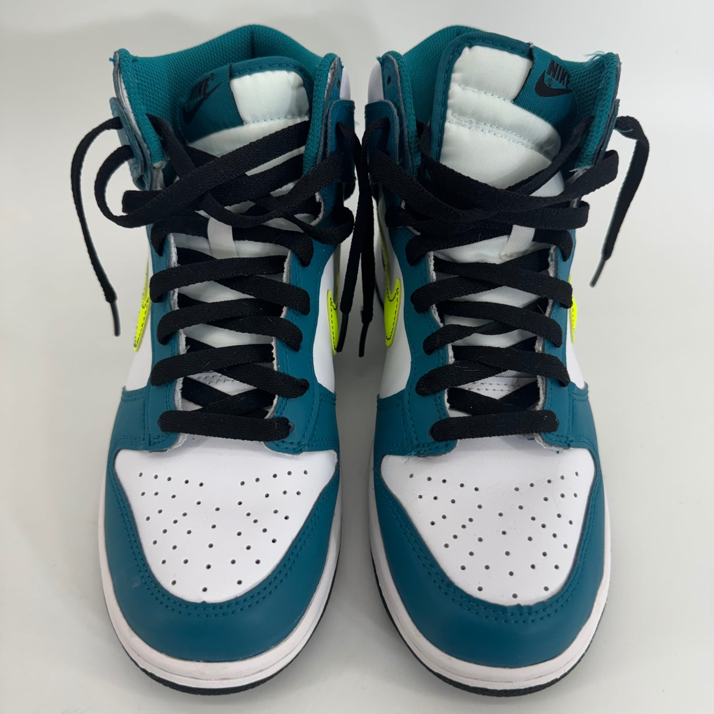 Nike Dunk High Bright Spruce Volt GS Sz 7Y