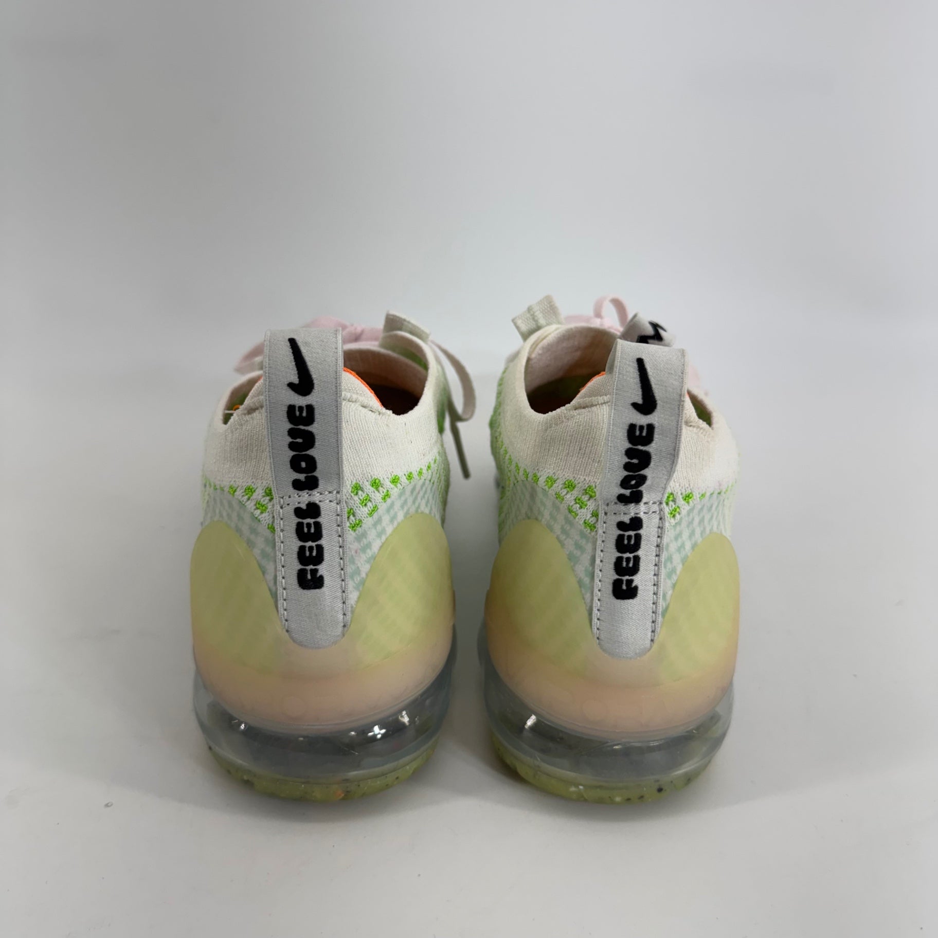Nike Air Vapormax 2021 Fly Knit Feel Love Sz 8.5