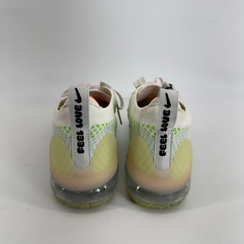 Nike Air Vapormax 2021 Fly Knit Feel Love Sz 8.5