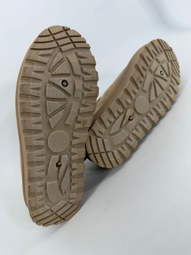 Beach by Matisse Zen Shoes Size 6