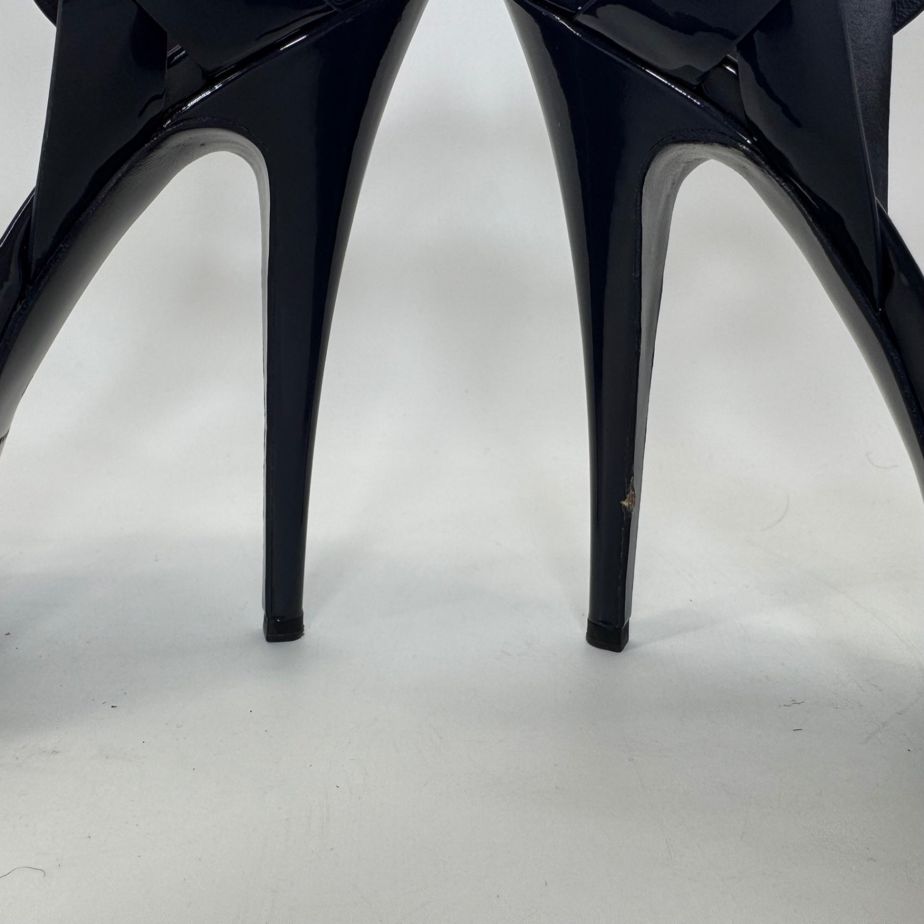 YSL Yves Saint Laurent Tribute Patent Leather Platform Sandals Navy EU 38 US 8