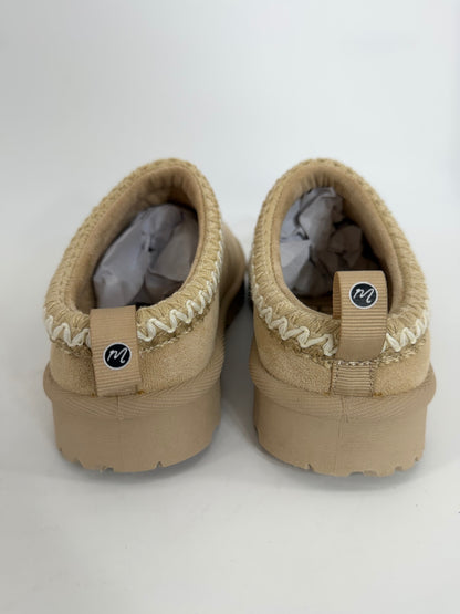 Beach by Matisse Zen Shoes Size 6