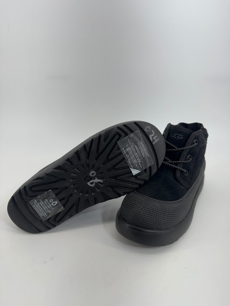 Kids UGG Plush Black Waterproof Suede Short Boots Size 3