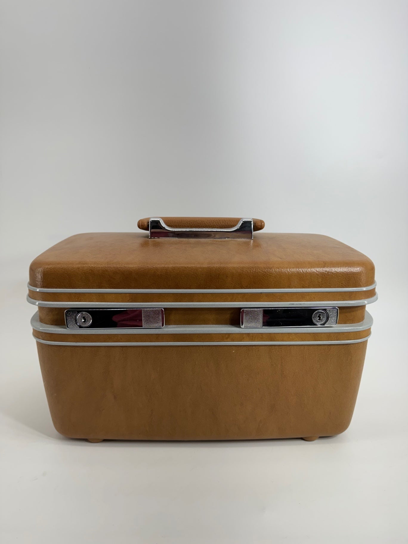 Samsonite Chest with Key