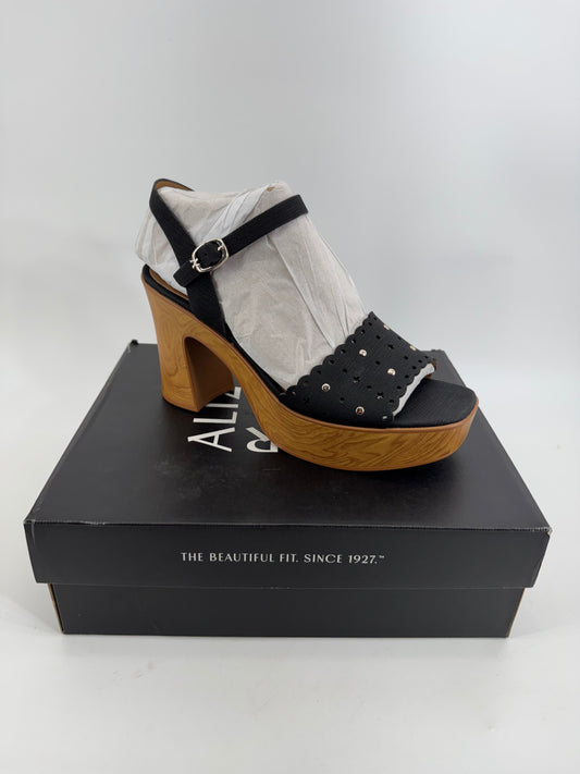 Naturalizer Black Wood Heel Platforms