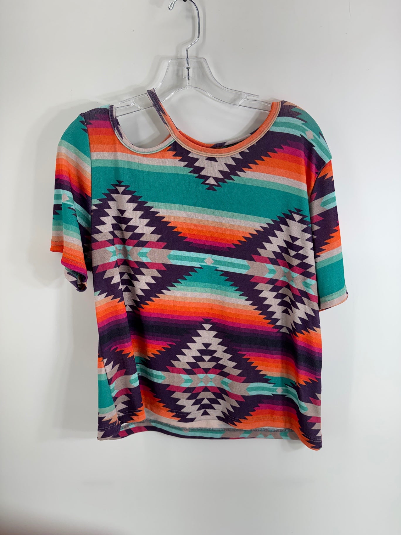 Sterling Kreek Multicolor Sleeve Top