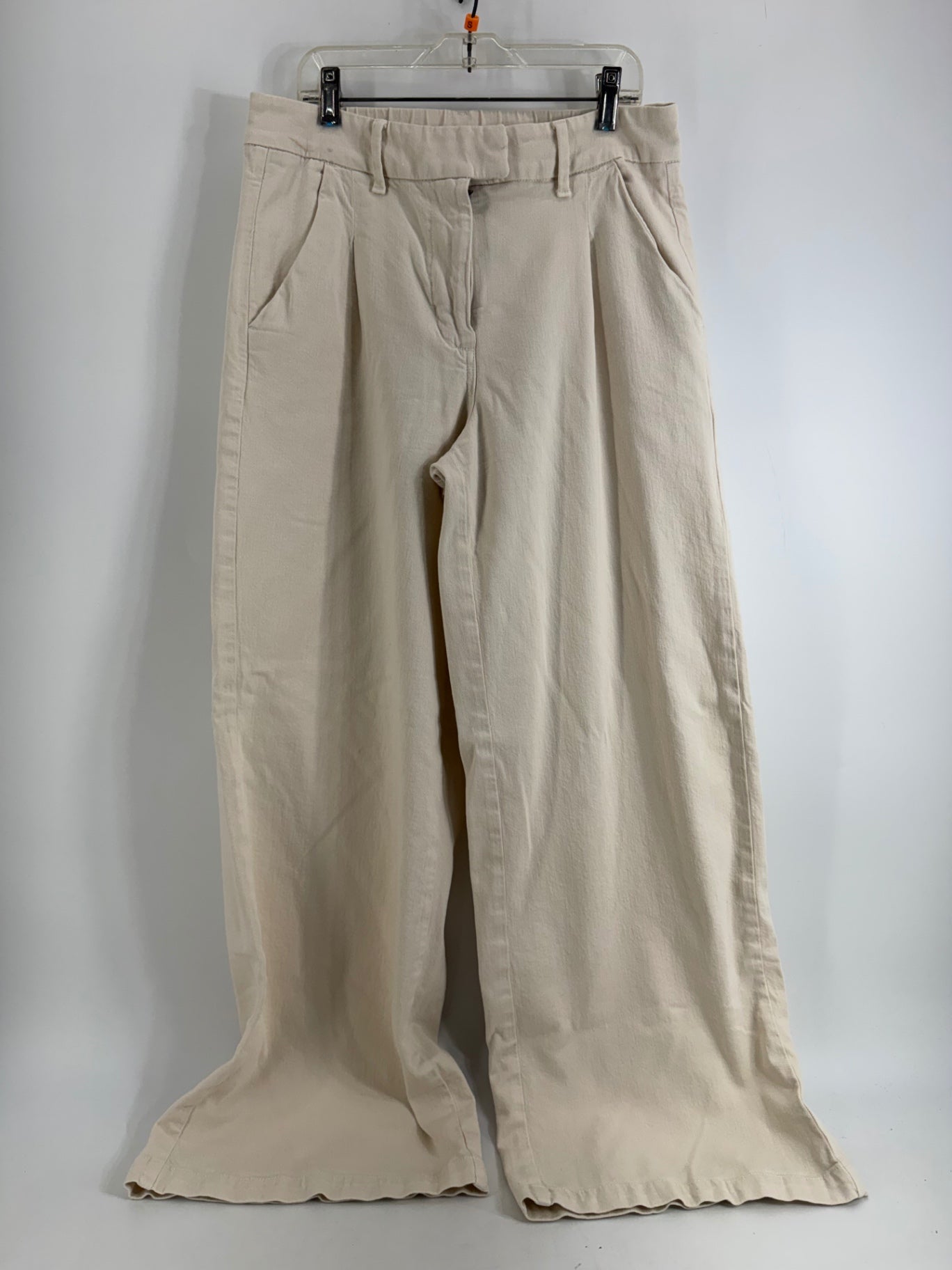 American Eagle Cream Stretch Pants