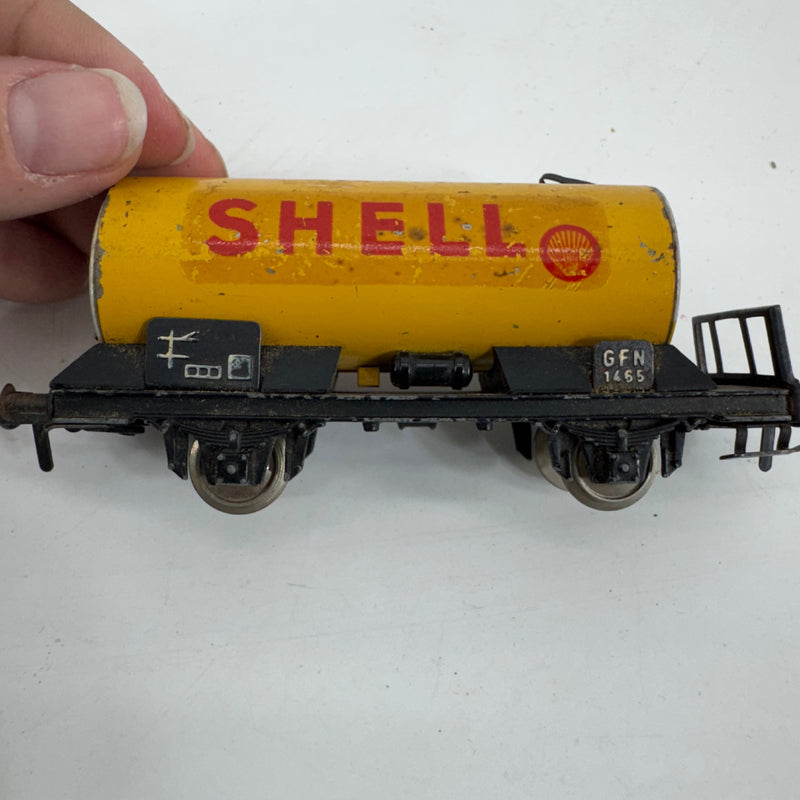 Marklin HO Vintage Shell Tanker Train Car