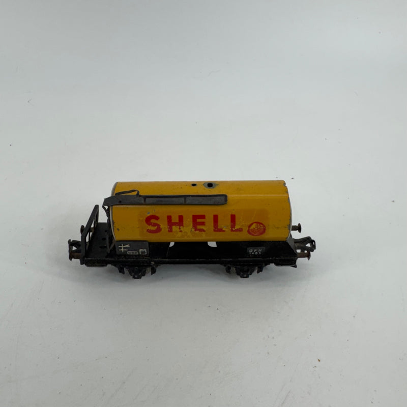 Marklin HO Vintage Shell Tanker Train Car