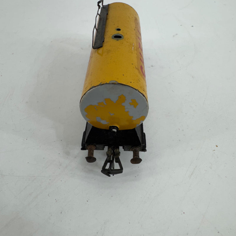 Marklin HO Vintage Shell Tanker Train Car