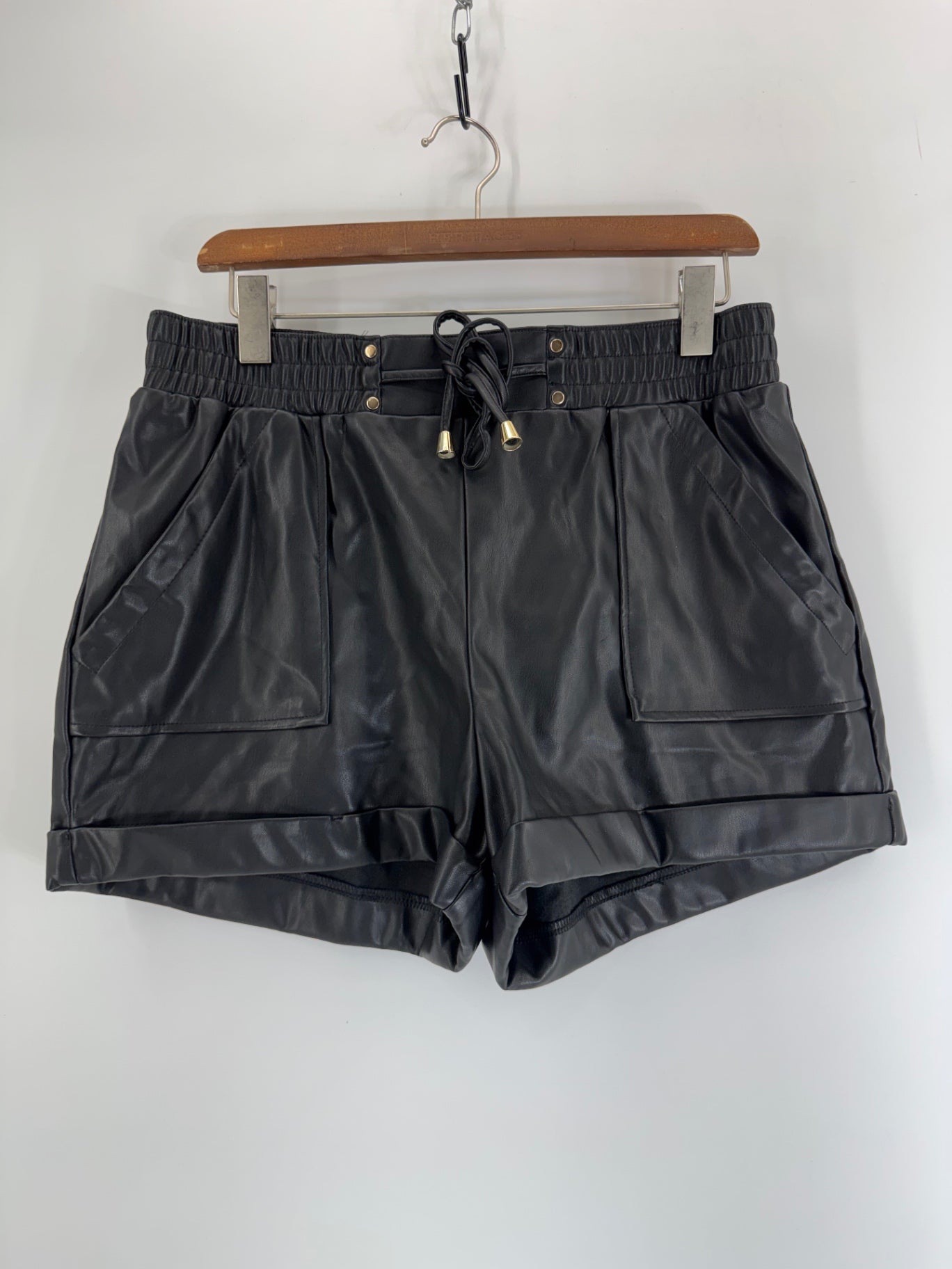 Cl Sono Faux Leather Black Shorts