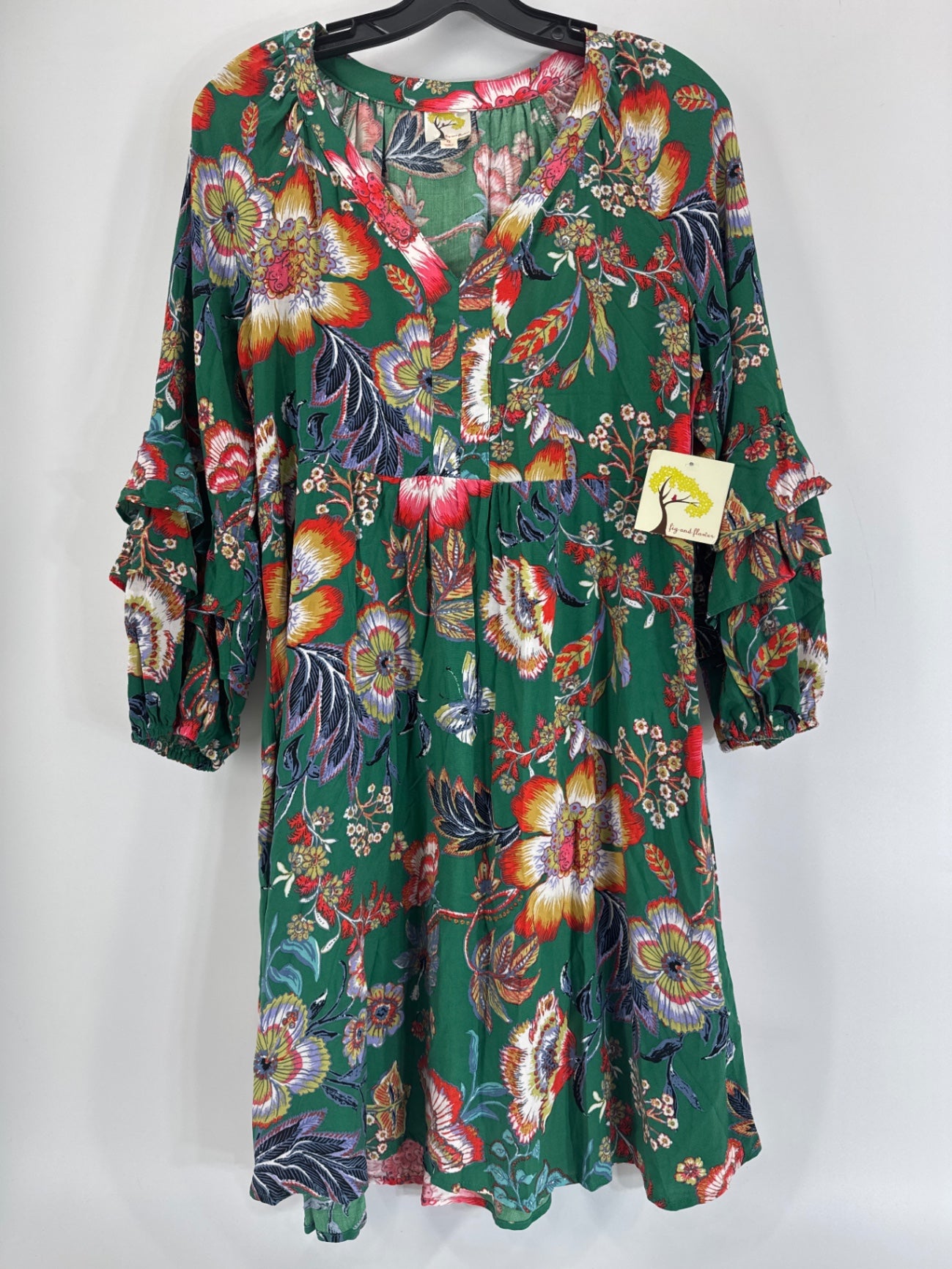 Fig and Flower Green Floral 3/4 Sleeve