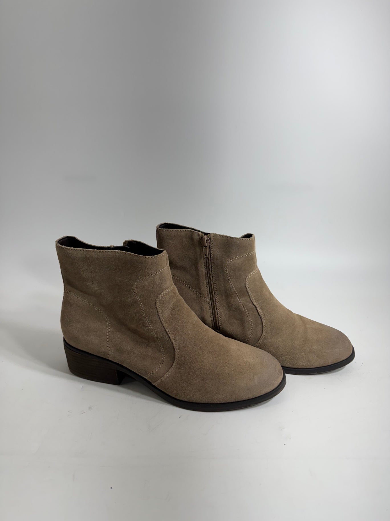 Gibson Latimer Taupe Leather Ankle Boots