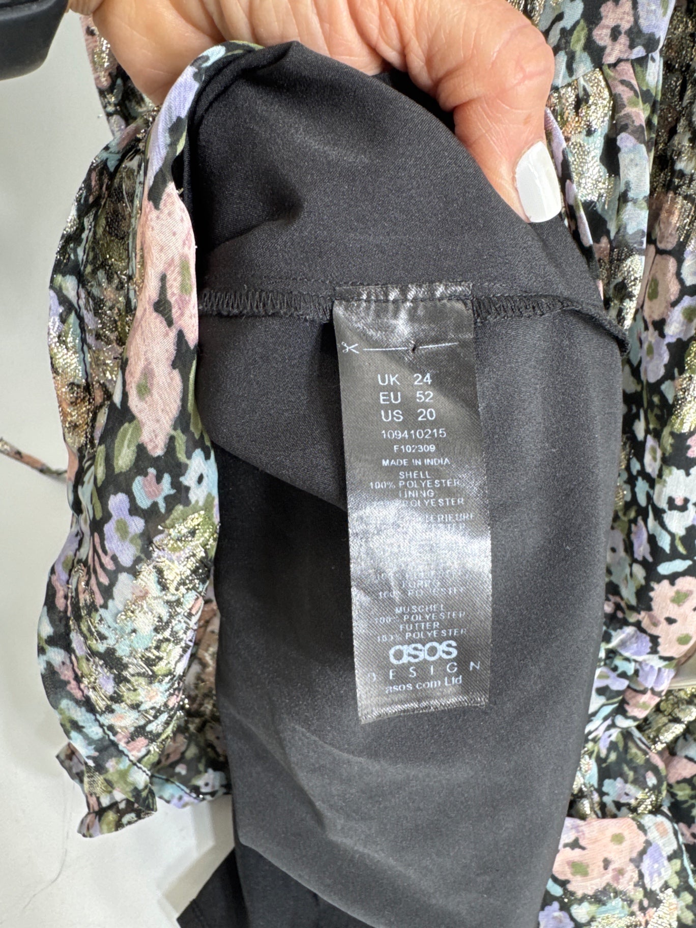 Cisco’s Design metallic Accented Tie Back Dress