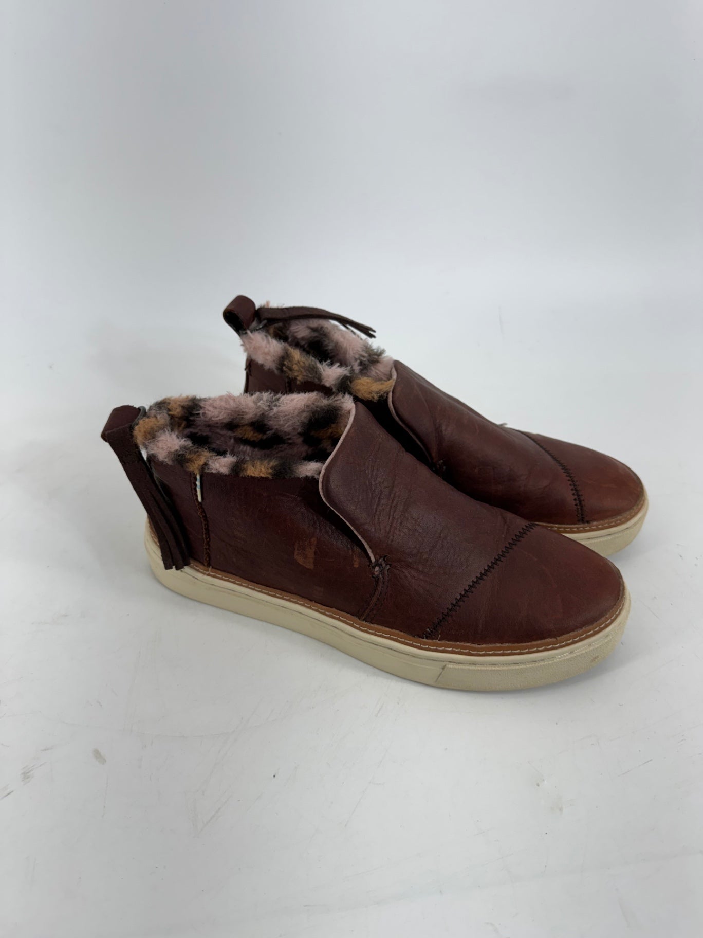 TOMS Maroon with Fuzzy Inside Shoes