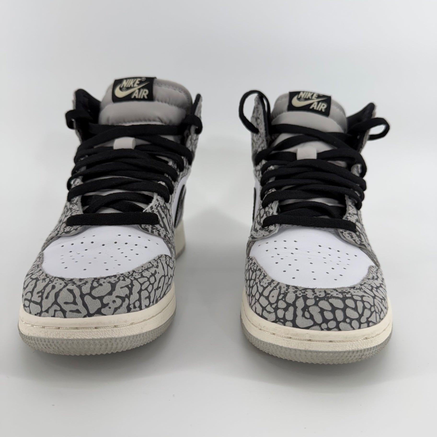 Nike Air Jordan 1 Retro High OG White Cement Sneaker Sz W 8.5