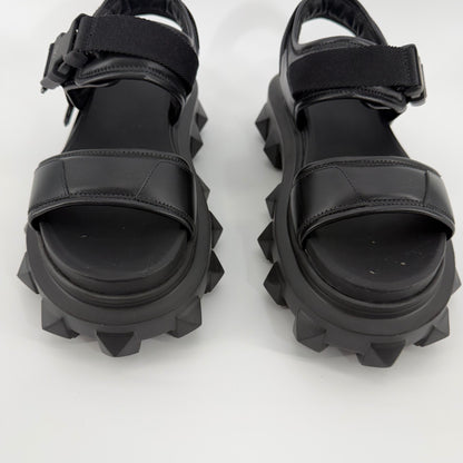 Valentino Garavani Roman Stud Leather Sandals Size 39 / 8.5