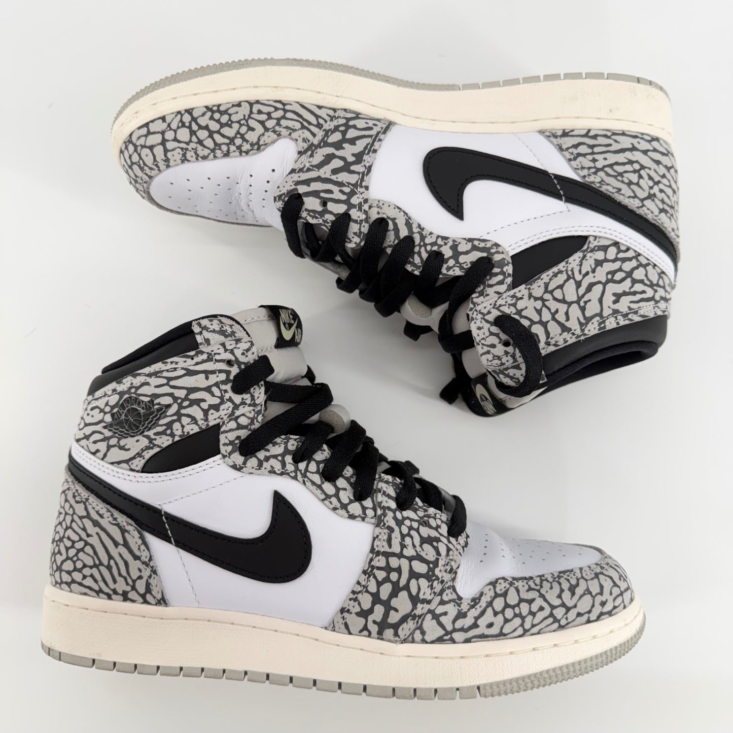 Nike Air Jordan 1 Retro High OG White Cement Sneaker Sz W 8.5