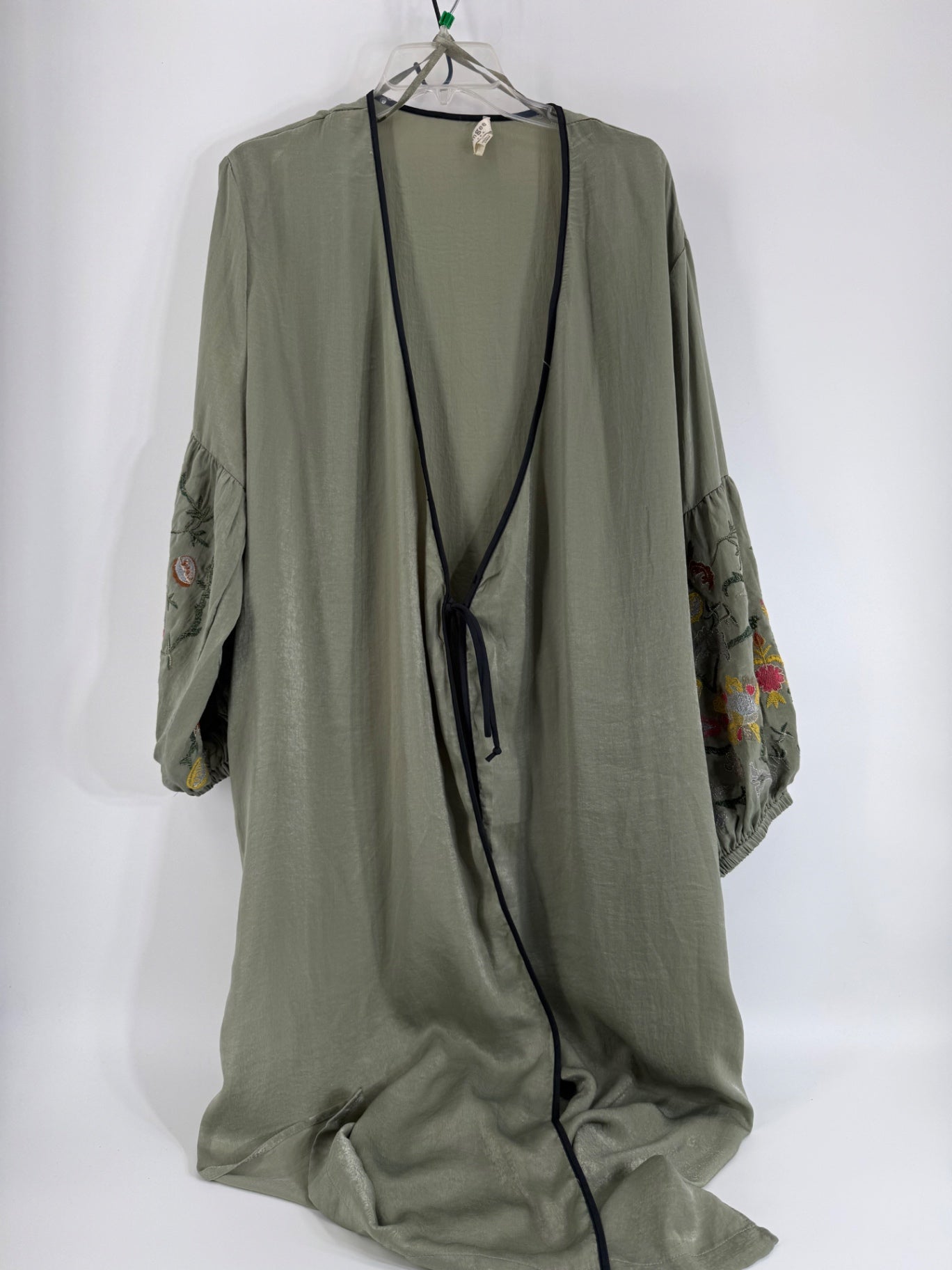 Umgee Robe w/ Embroidered Sleeves
