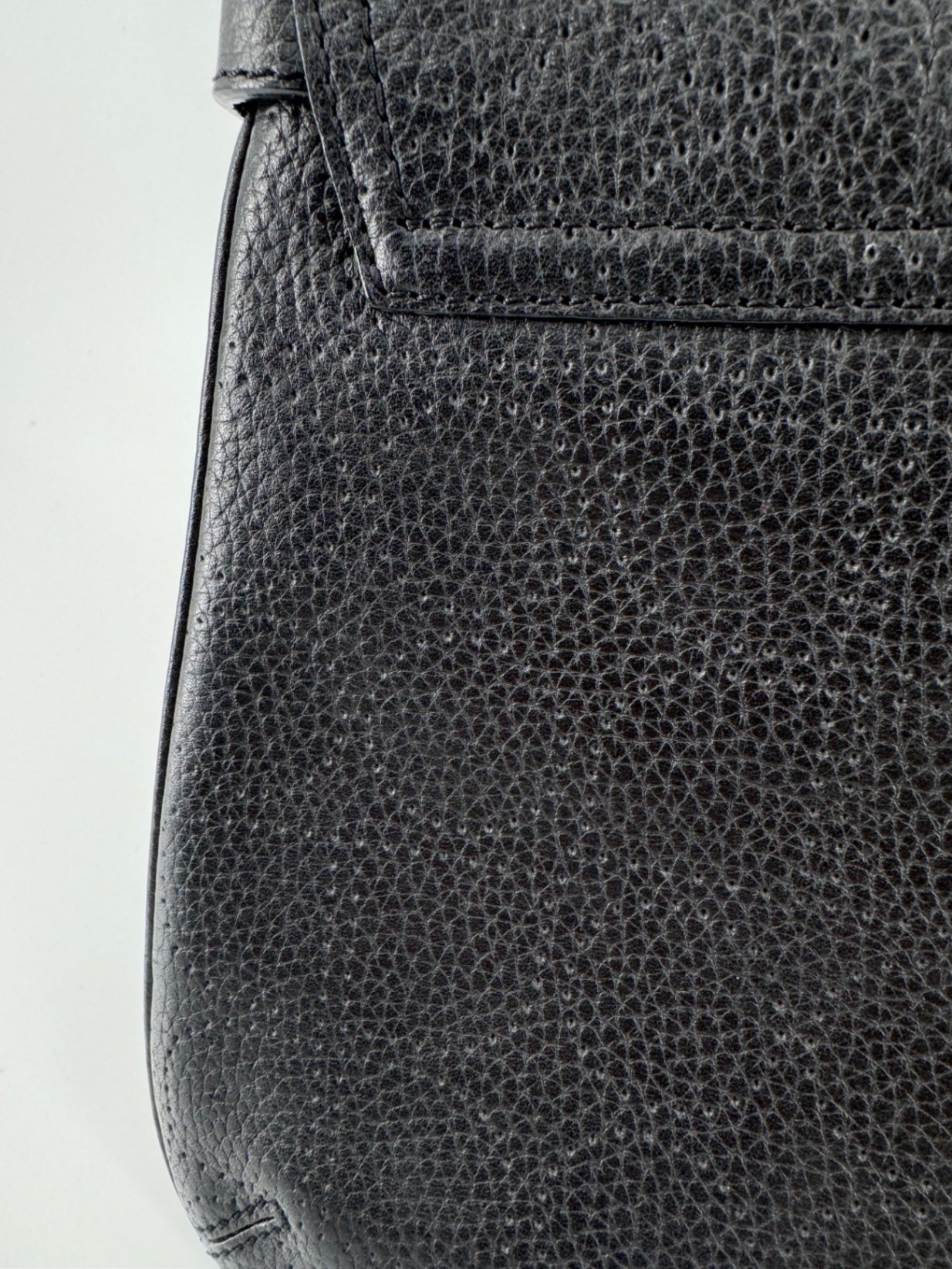 Kate Spade New York Black Perforated Crodsbody