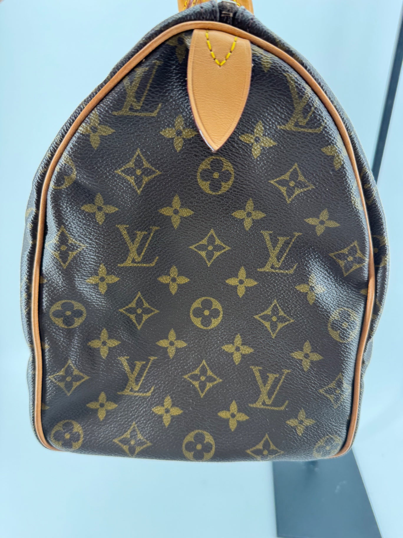 Louis Vuitton Monogram Speedy 40