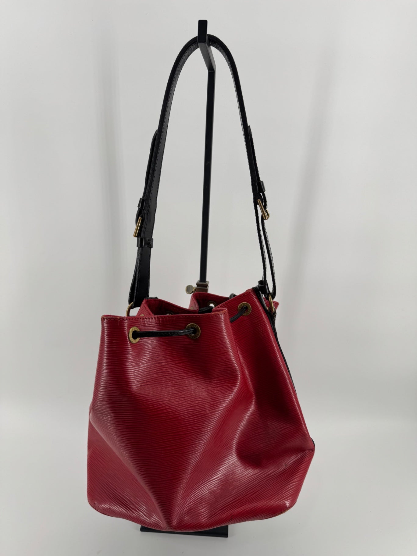 Louis Vuitton Epi Noé GM Red