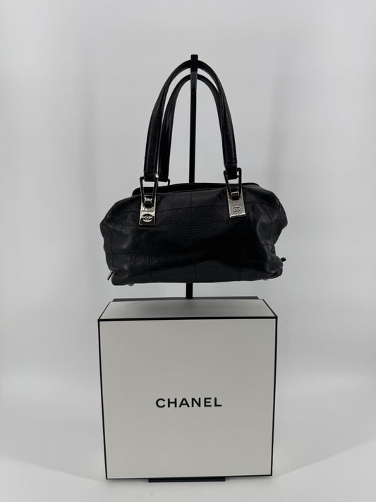 Chanel Pebbled Leather Shoulder Bag