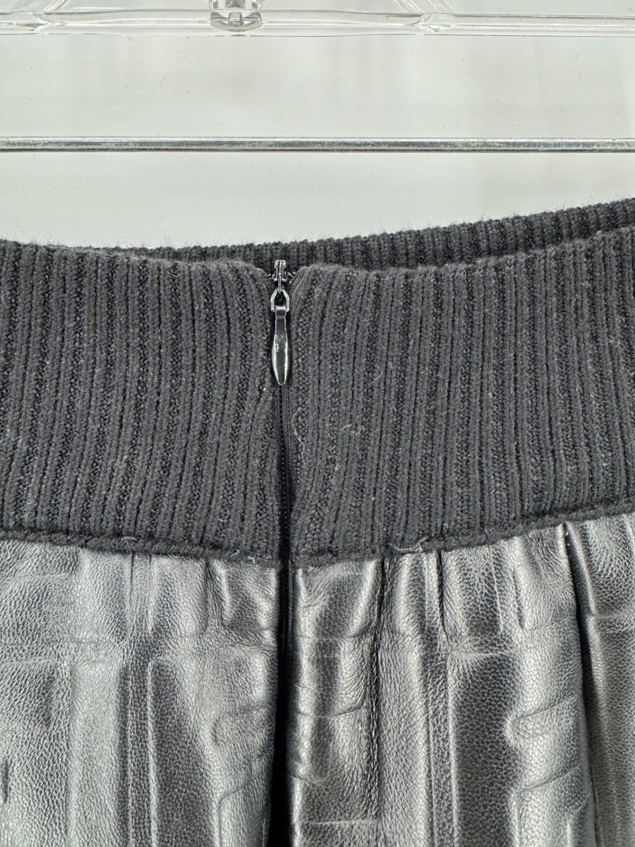 Fendi Black Embossed FF (Zucca) Leather Skirt Tea Length Pencil - Black